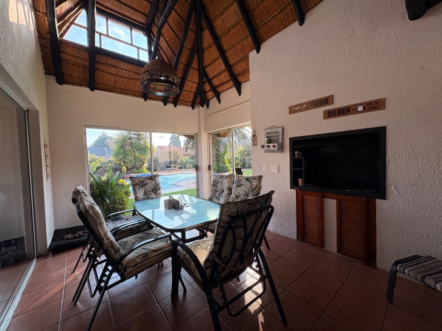 3 Bedroom Property for Sale in La Hoff North West